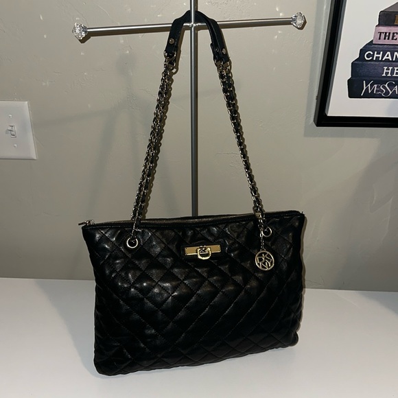 Dkny Handbags - EUC Dkny Quilted Lambskin Leather Tote Purse GUC